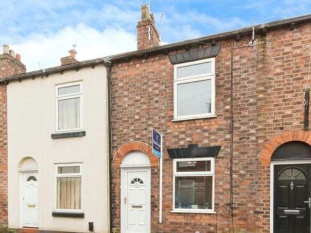 House for sale in Bollinbrook, Macclesfield