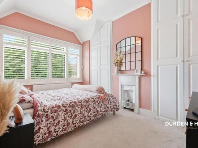 Cottage for sale in Walthamstow, Greater London