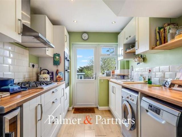 Cottage for sale in Moulsham, Chelmsford