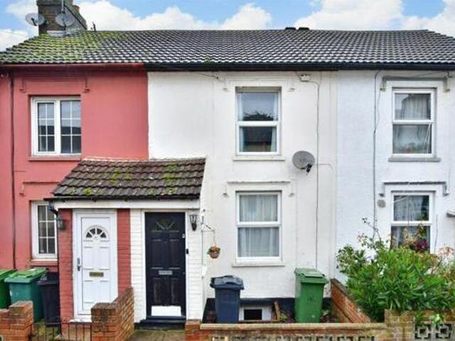 House for sale in Allington, Midway