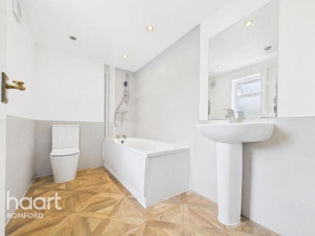 Cottage for sale in Romford, Greater London