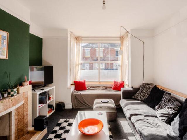 Cottage for sale in Bedminster, Bristol