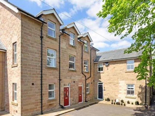 House for sale in Froggatt, East Midlands