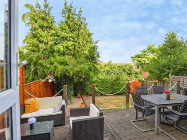Cottage for sale in Rochester, Kent