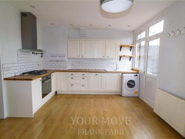 Cottage for sale in Slough