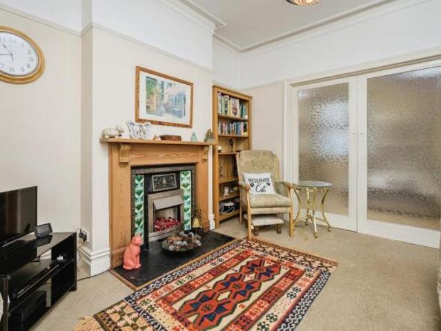 Cottage for sale in Mount Wise