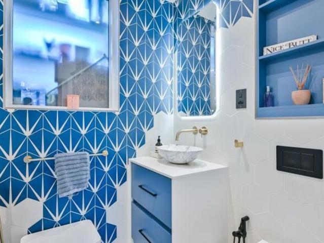 Cottage for sale in Kentish Town, Greater London