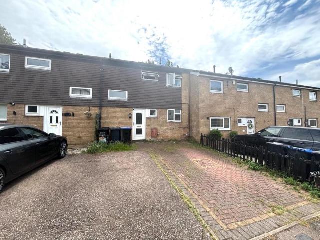 Terraced House for sale in Southfields