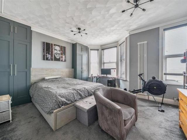 Cottage for sale in Mount Wise