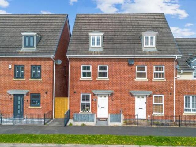 Cottage for sale in Great Sankey, Warrington