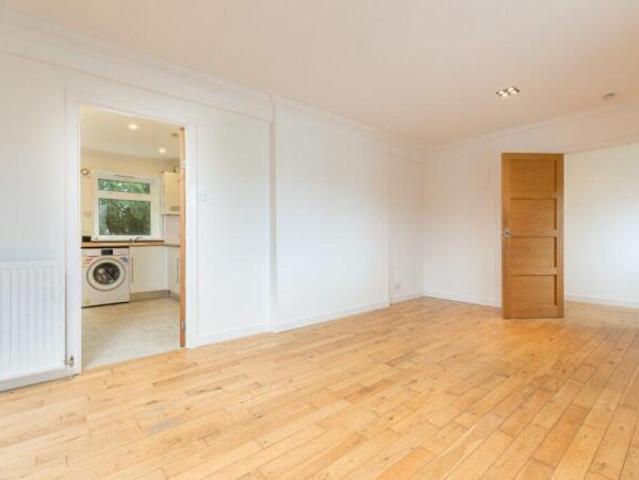 Cottage for sale in Busby, Scotland