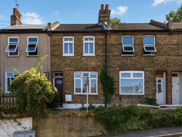 Cottage for sale in Monks Orchard, Kent