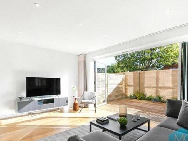 House for sale in Hertfordshire