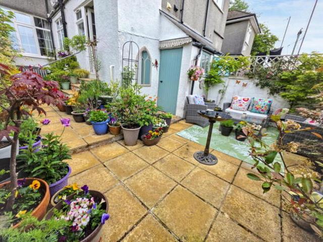 Cottage for sale in Mount Wise