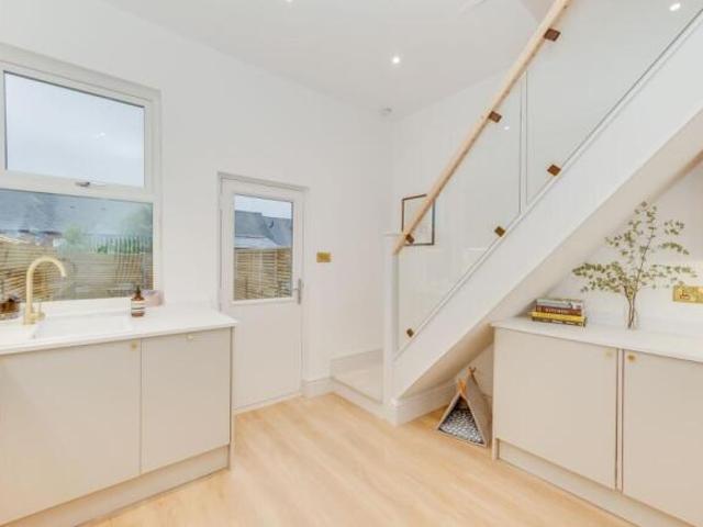 Cottage for sale in Crookes, South Yorkshire
