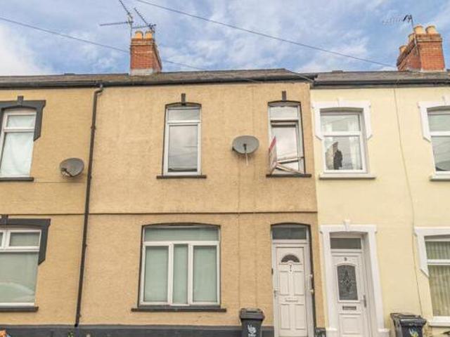 House for sale in Newport
