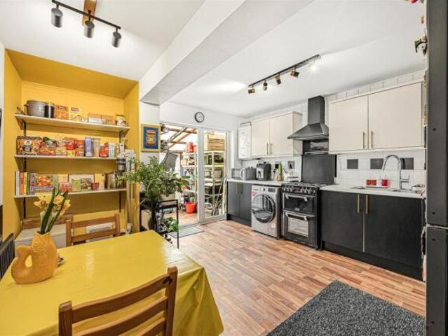 Cottage for sale in Reading