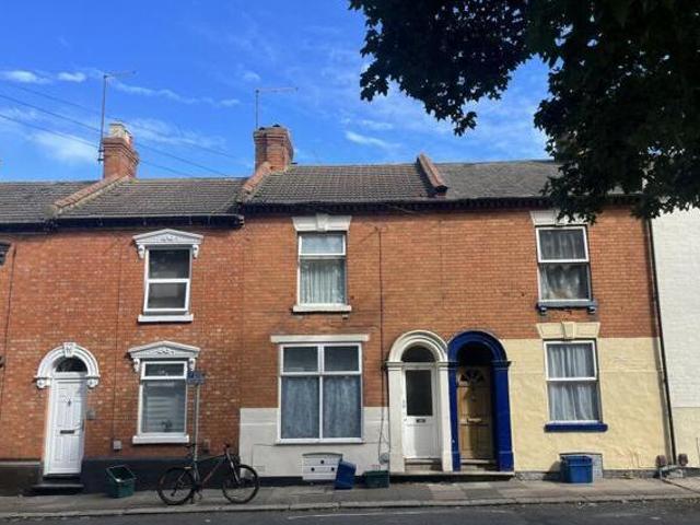 House for sale in Northampton, Northamptonshire