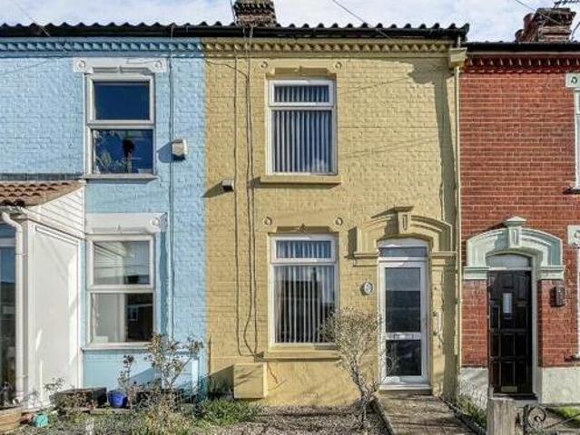 House for sale in New Catton, East Bank