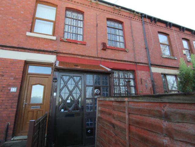 Cottage for sale in Armitage Bridge, West Yorkshire