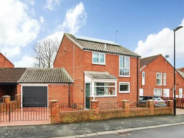 House for sale in Oxclose, Washington