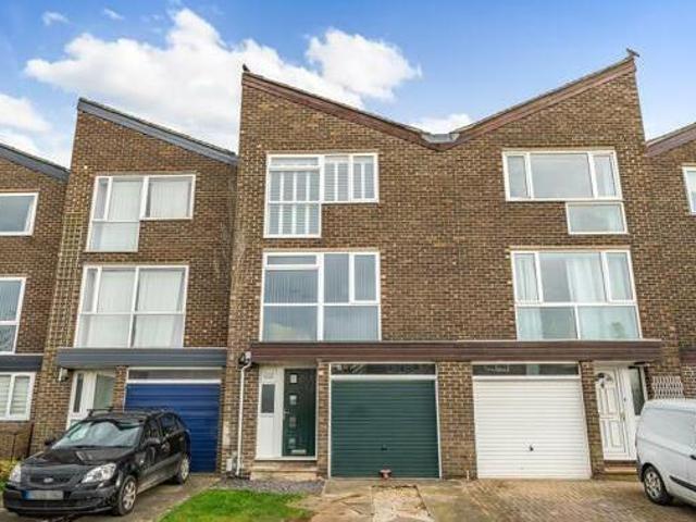 House for sale in Black Bourton, Oxfordshire