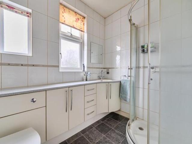 Cottage for sale in Enfield, Greater London