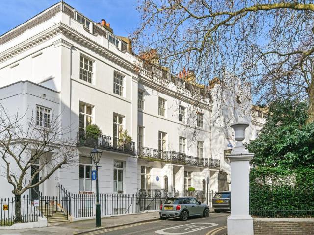 Terraced House for sale in Chelsea