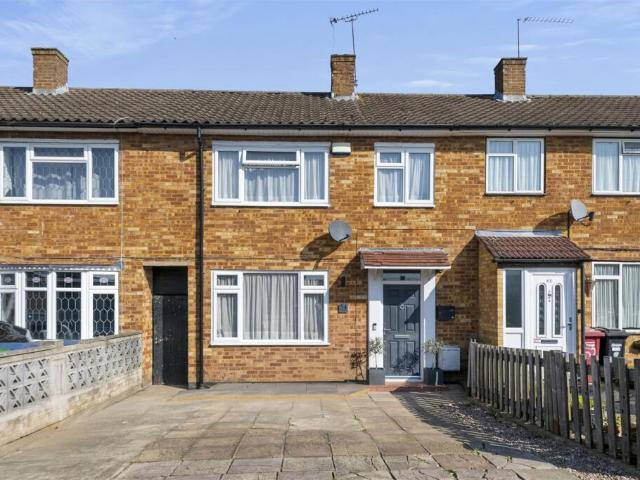 Terraced House for sale in Slough