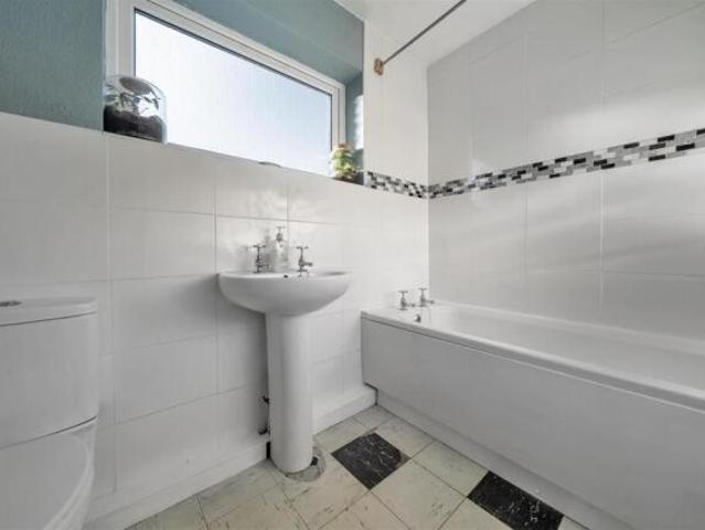 Cottage for sale in Castle, Bedford