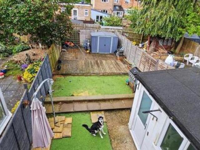 Cottage for sale in Northampton, Northamptonshire