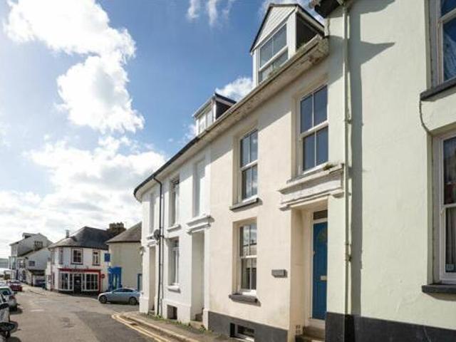 House for sale in Penzance, Cornwall