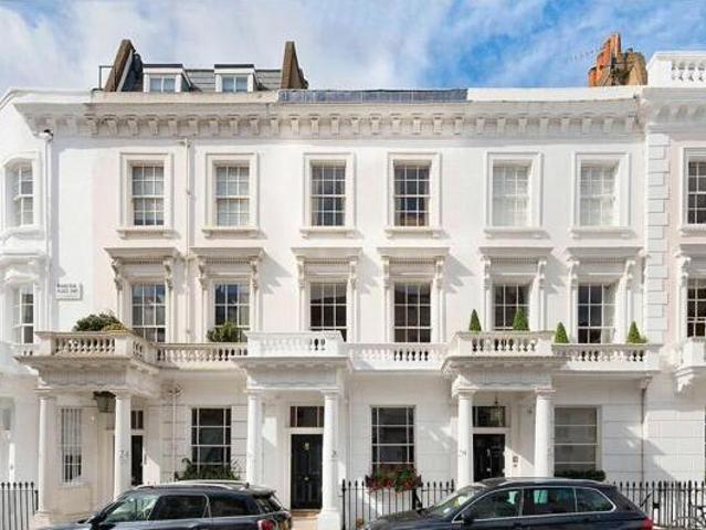 House for sale in Lyons, Greater London