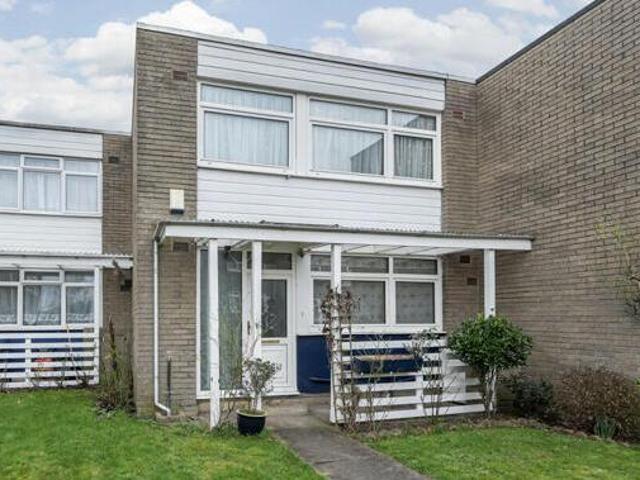House for sale in Pinner, Greater London