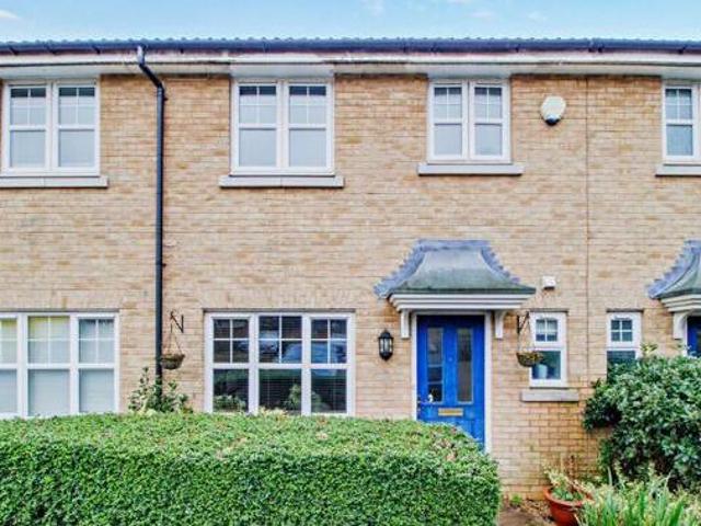 House for sale in Pinner, Greater London