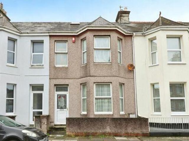 House for sale in Follaton, Strode