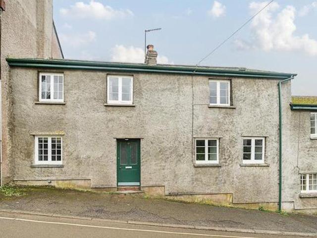 House for sale in Follaton, Strode