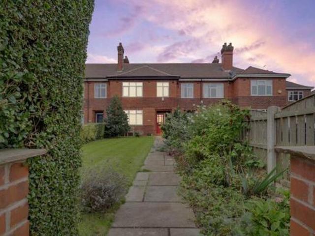 House for sale in Pontefract, West Yorkshire