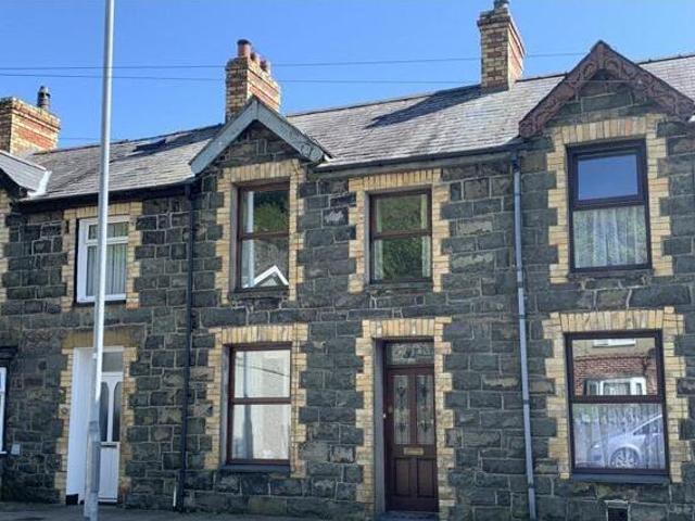 House for sale in Porthmadog, Wales