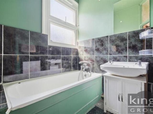 Cottage for sale in Enfield, Greater London
