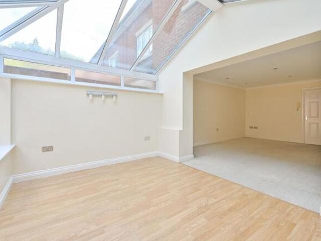 Cottage for sale in North Watford, Hertfordshire