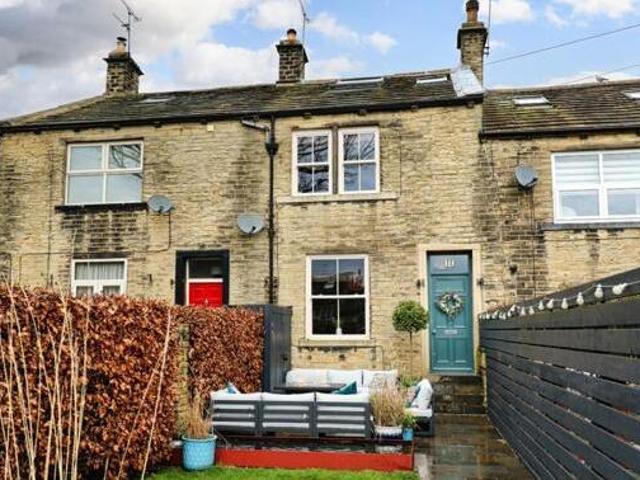 House for sale in Pudsey, West Yorkshire