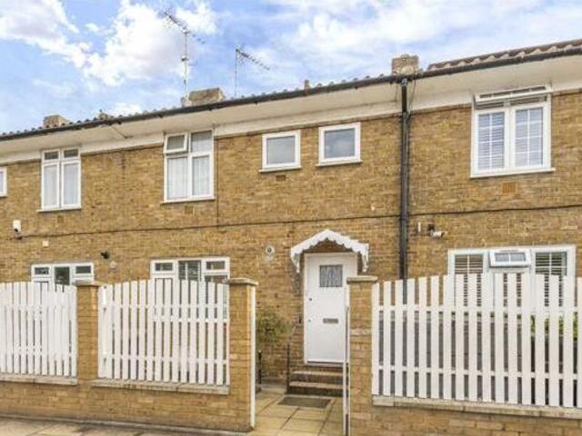 House for sale in Lyons, Greater London