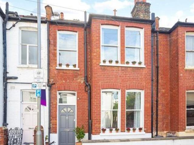 House for sale in Lyons, Greater London
