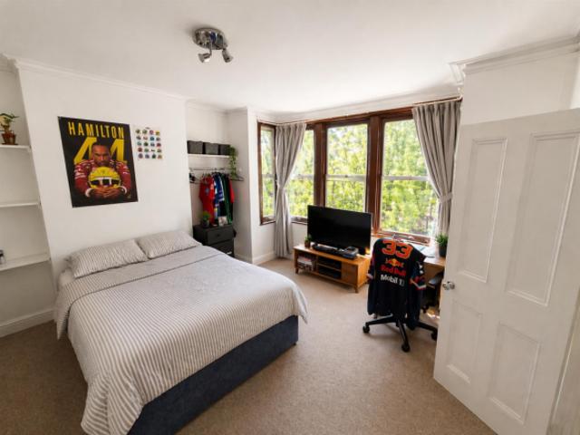 Cottage for sale in Queen's Park, Brighton & Hove