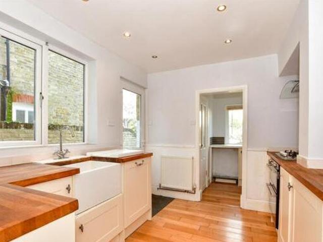 House for sale in Chilton, Acol