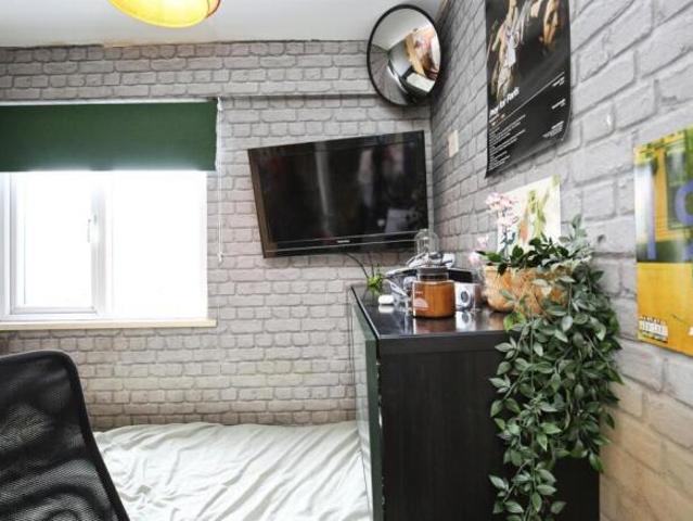 Cottage for sale in Rodbourne, Swindon