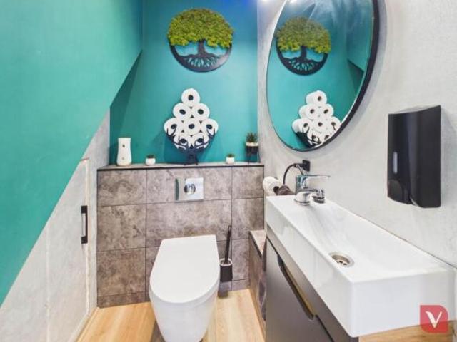 Cottage for sale in Spring Park, Luton