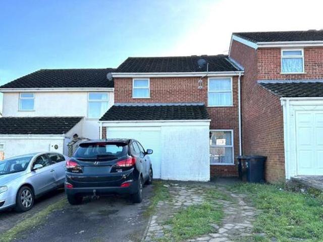 House for sale in Northampton, Northamptonshire
