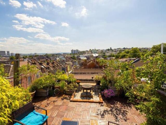 Cottage for sale in Brunswick, Brighton & Hove